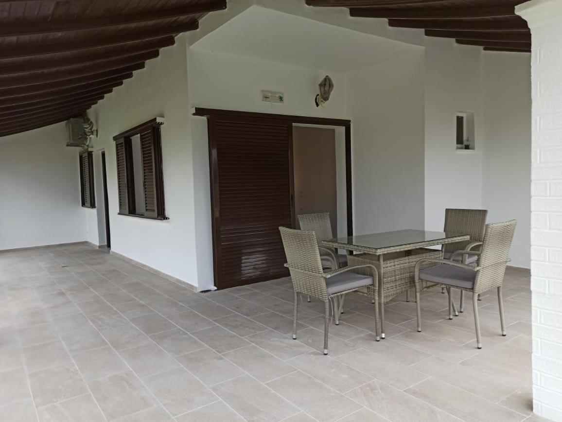 Lord Complex Aparthotel Agios Georgios  Exterior foto