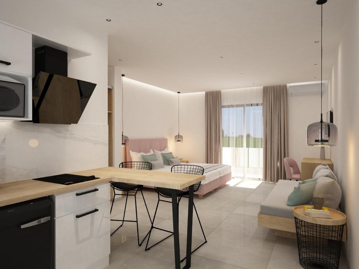Lord Complex Aparthotel Agios Georgios  Exterior foto