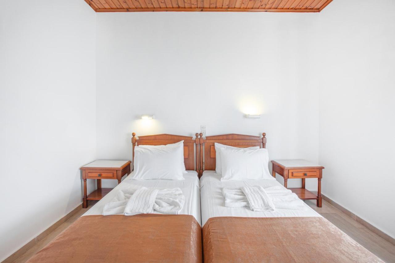 Lord Complex Aparthotel Agios Georgios  Exterior foto