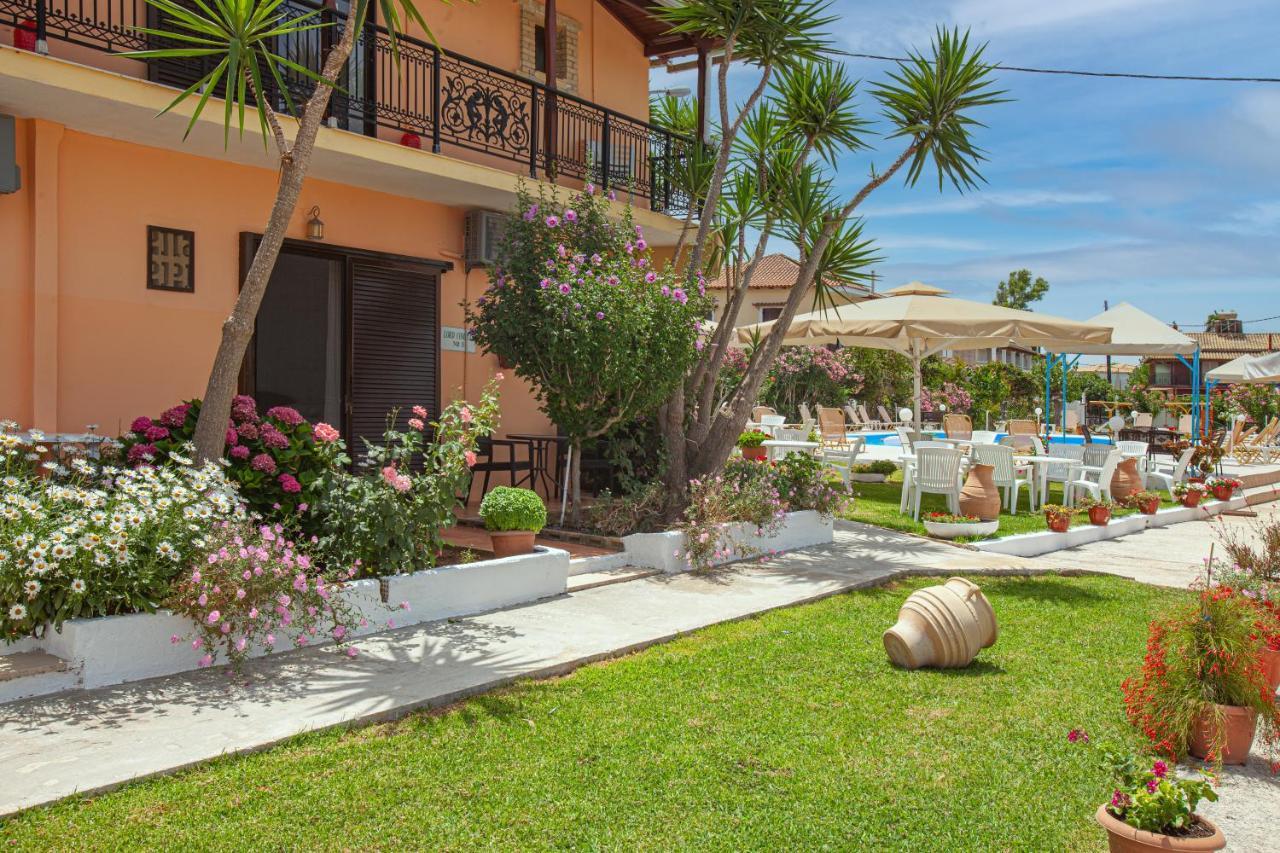 Lord Complex Aparthotel Agios Georgios  Exterior foto