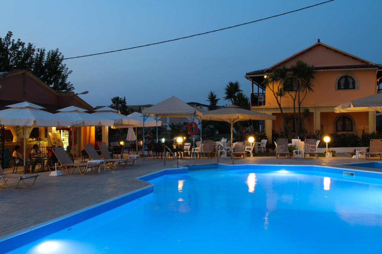 Lord Complex Aparthotel Agios Georgios  Exterior foto