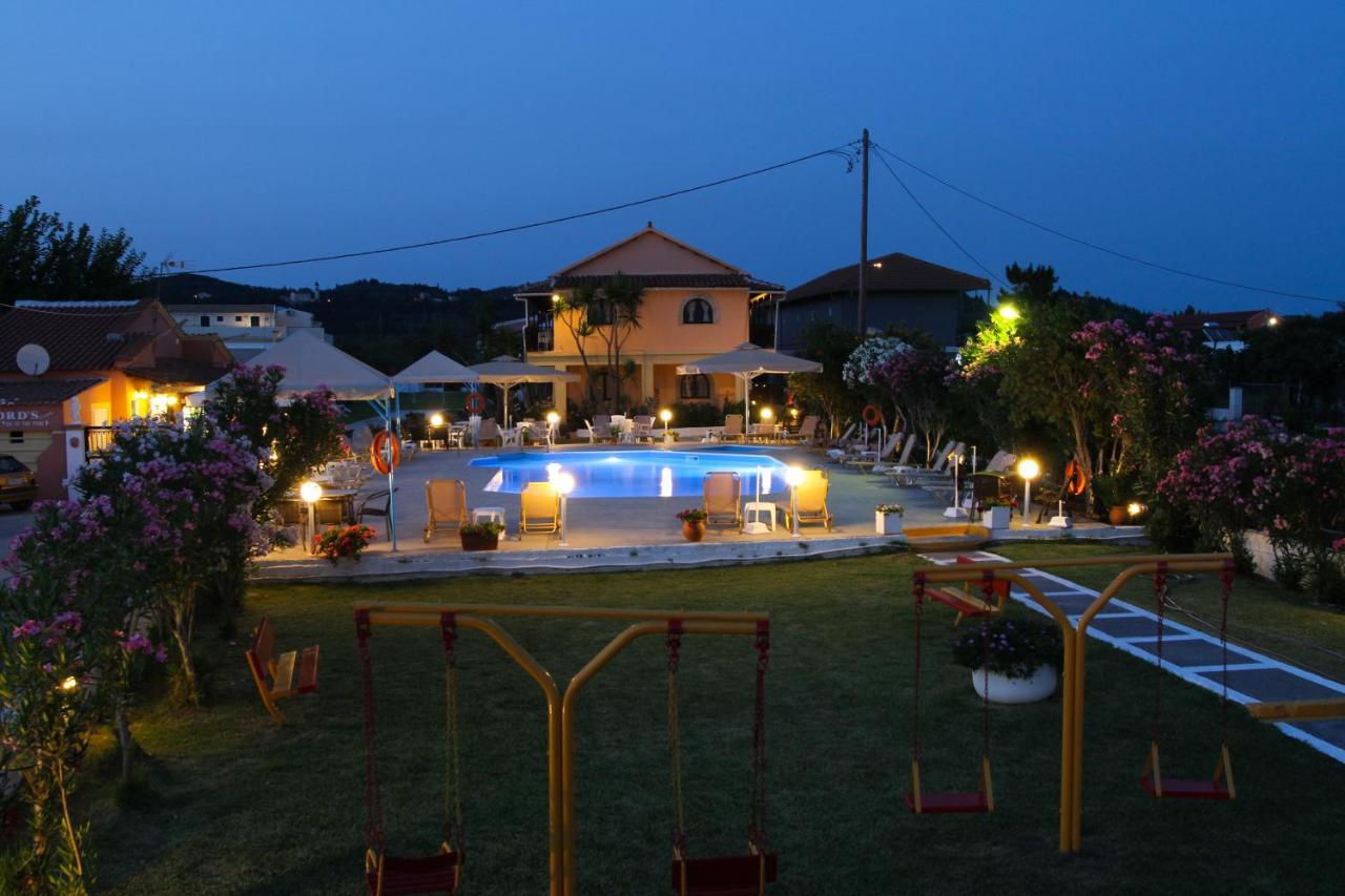 Lord Complex Aparthotel Agios Georgios  Exterior foto